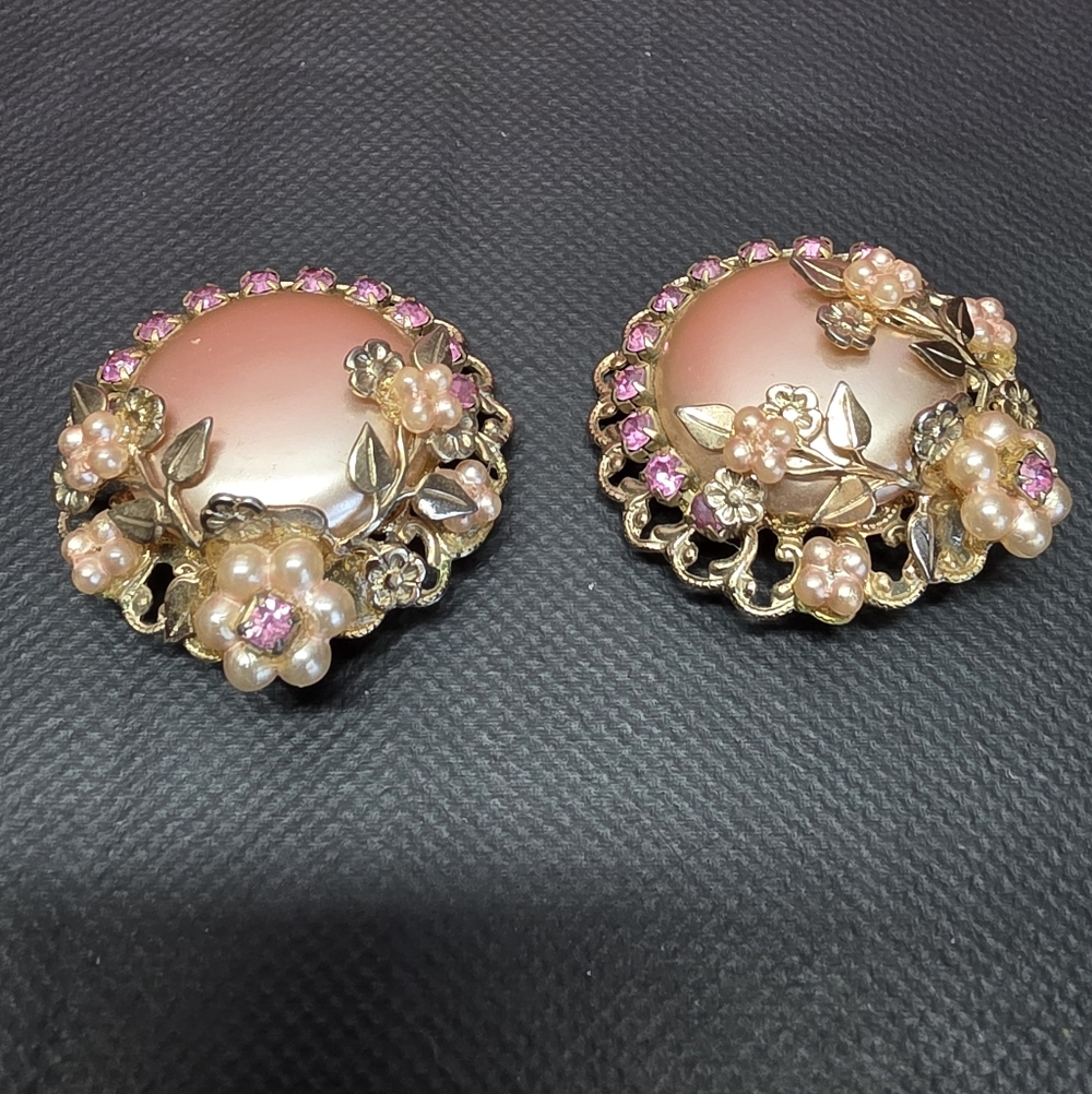 Vintage Pink Moonglow Demi Set Necklace & Clip Earrings Gold Tone - Picture 6 of 10